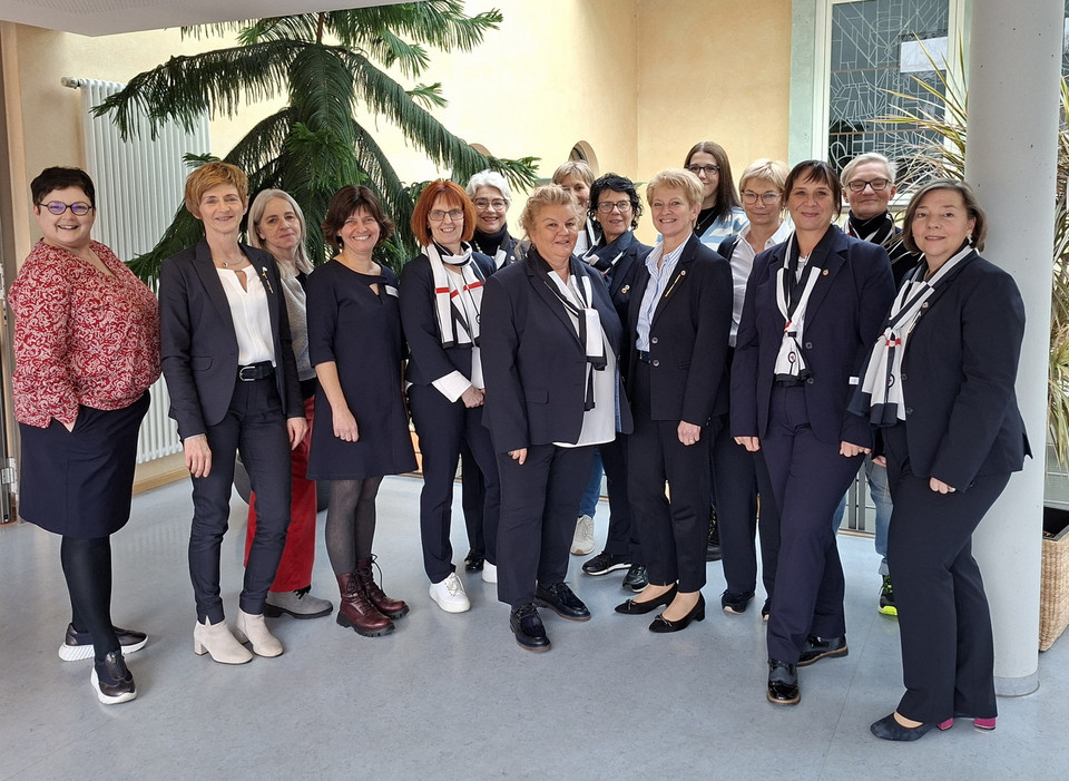 „Präsidentin on Tour“ – Erfolgreicher Auftakt in der Schwesternschaft Amberg